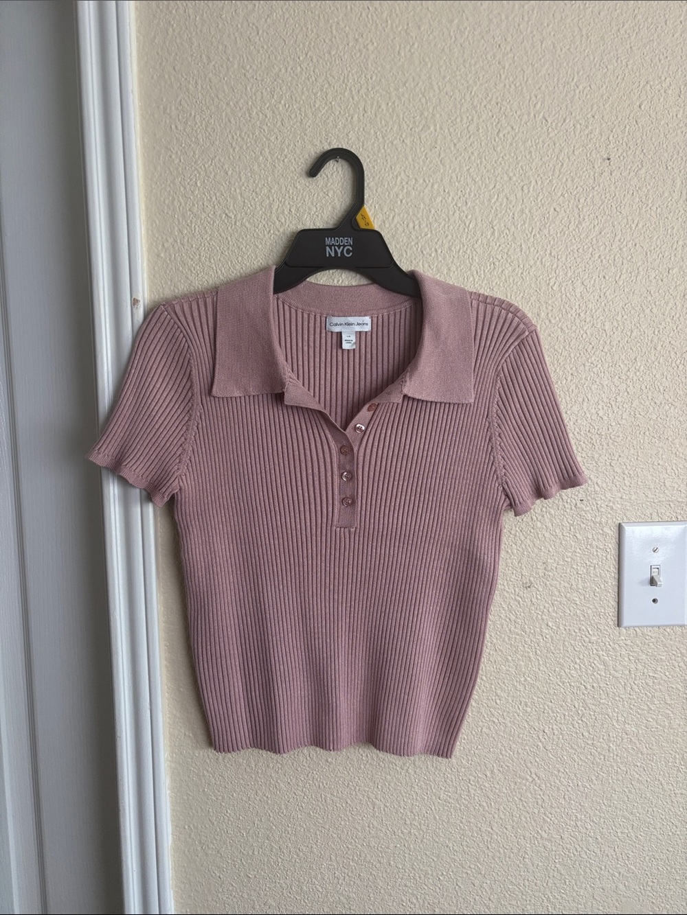 Calvin Klein Jeans Ribbed Polo Tee in Dusty Rose